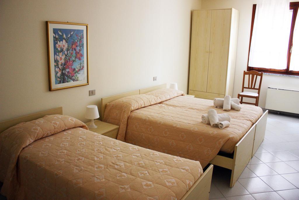Hotel La Pineta アルボレーア 部屋 写真